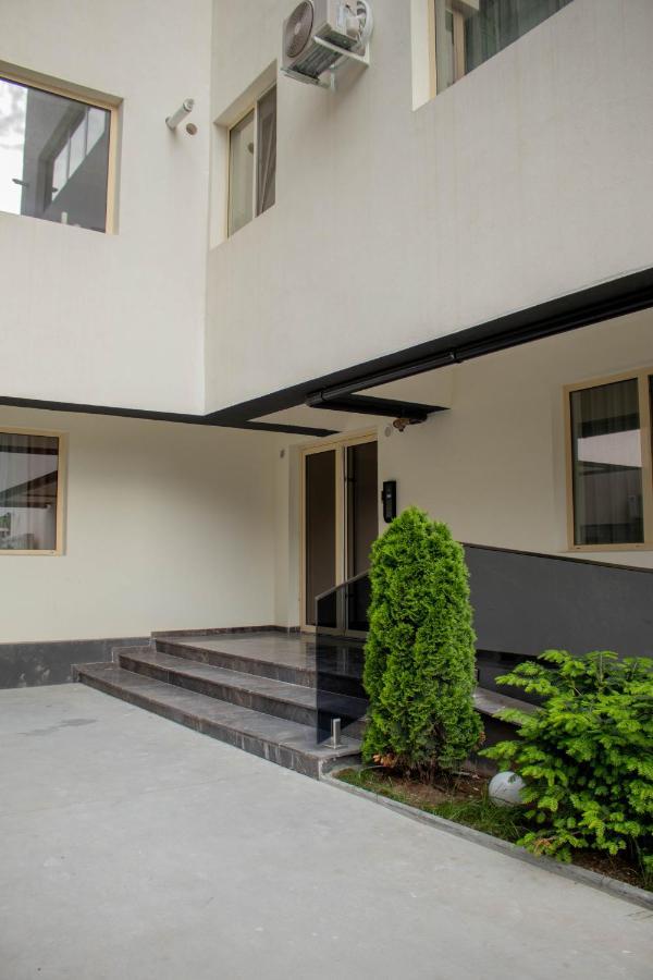 Yzza Apartament Navodari Ngoại thất bức ảnh