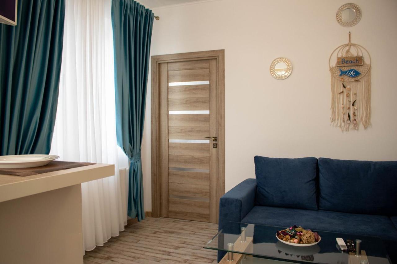 Yzza Apartament Navodari Ngoại thất bức ảnh