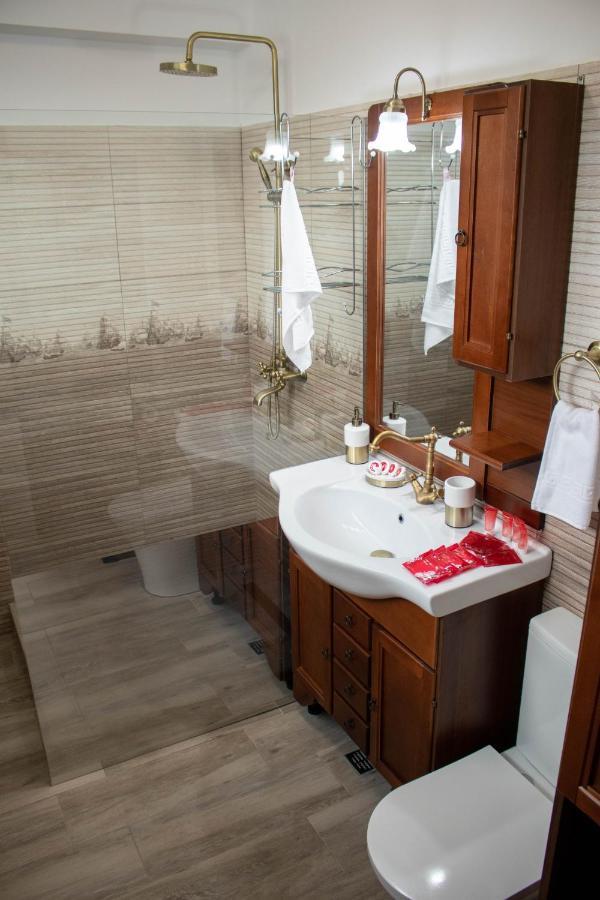 Yzza Apartament Navodari Ngoại thất bức ảnh