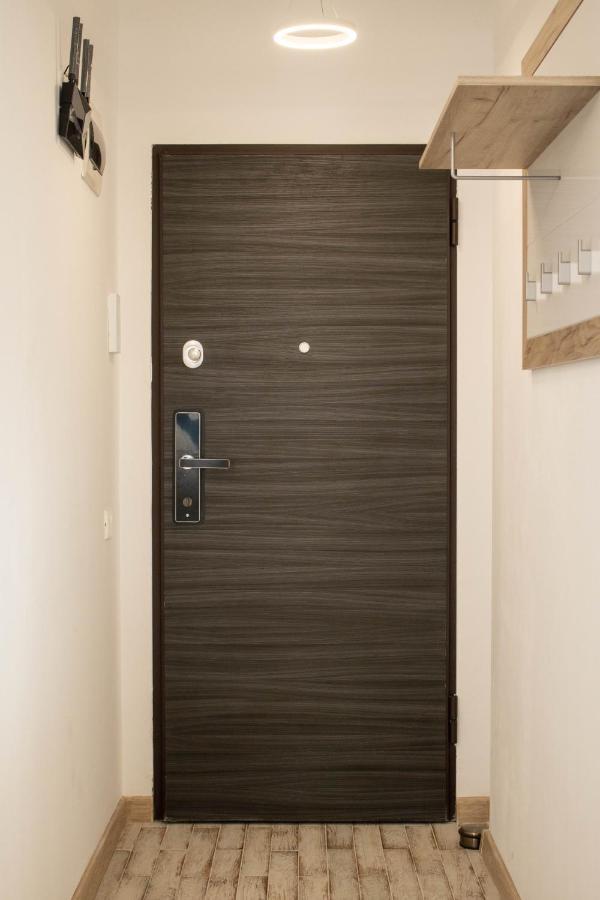 Yzza Apartament Navodari Ngoại thất bức ảnh