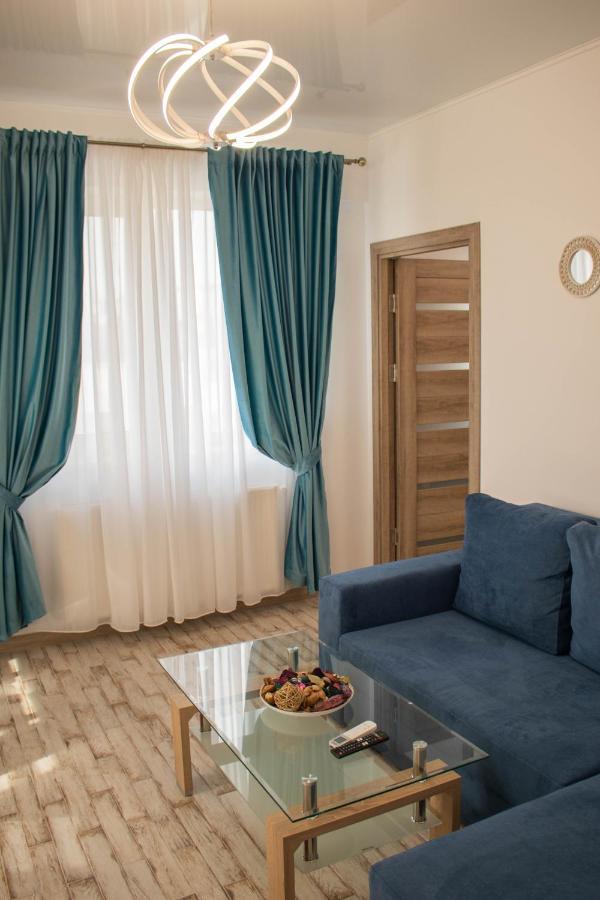 Yzza Apartament Navodari Ngoại thất bức ảnh