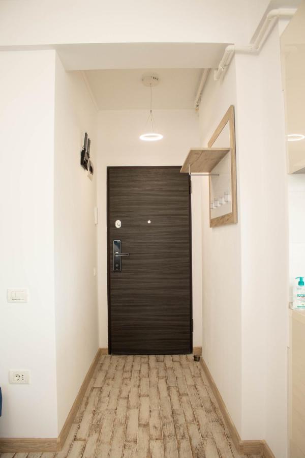 Yzza Apartament Navodari Ngoại thất bức ảnh